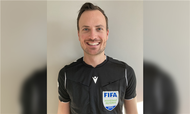 Pascal Hirzel - unser FIFA Assistant Referee 