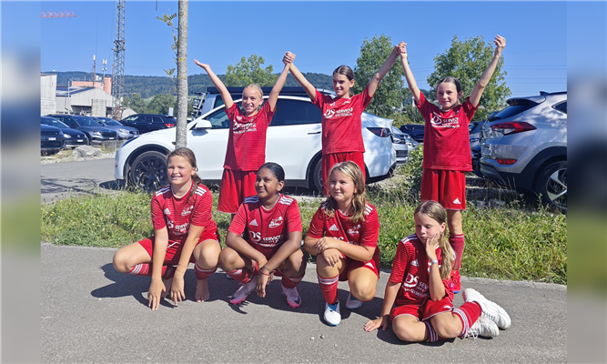 Der FC Kloten meldet neues E-Juniorinnen-Team dem Spielbetrieb